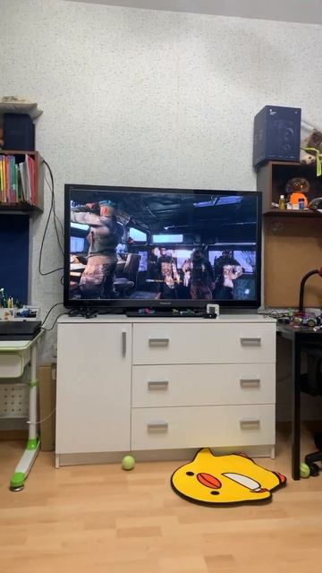 Купил себе долгожданную плойку #games #playstation #metro смотреть онлайн