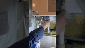 Как понизить давление в котле Bosch 6000