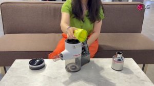 Как чистить беспроводной вертикальный пылесос