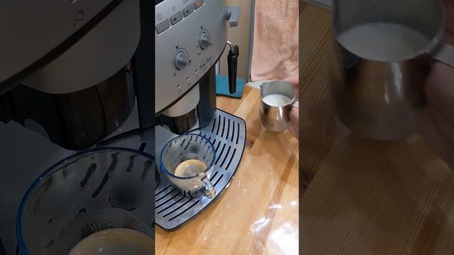 Delonghi Caffe Corso, демонстрация работоспособности кофемаши? смотреть онлайн