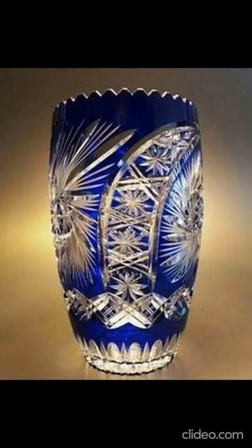 Необычные, очаровательные вазы.#столовыеприборы#таре?