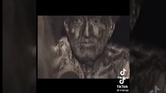 Человек - крыса в канализации!! смотреть онлайн