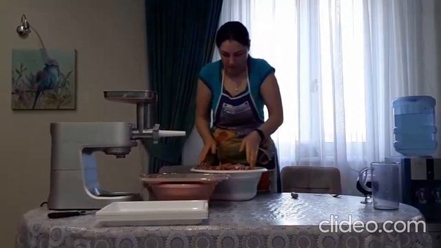 Делаем колбаски для гриля смотреть онлайн