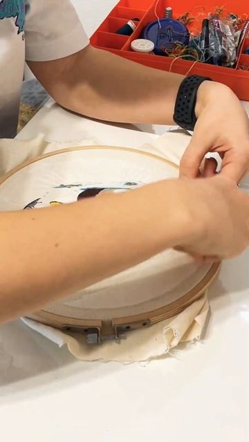 Вышивка по эскизу Хелен Стивенс #shorts #embroidery #вышивкагл?