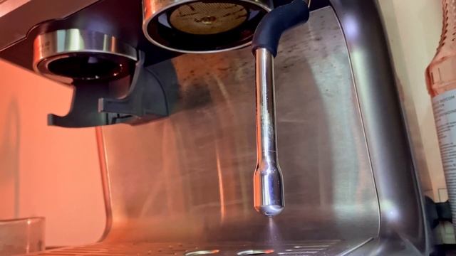 Кофемашина Rondell RDE-1105 смотреть онлайн