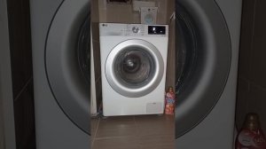 Стиральная машина LG 9 kg Быстро 30 20 градусов 1400 Об/мин.