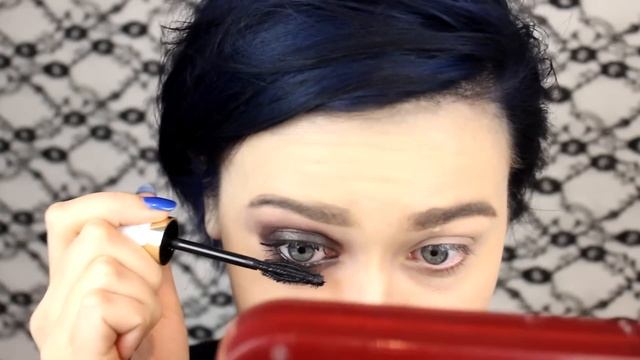 МАКИЯЖ В СТИЛЕ ГРАНЖ ✖ РОК МАКИЯЖ ✖ GRUNGE MAKEUP TUTORIAL смотреть онлайн