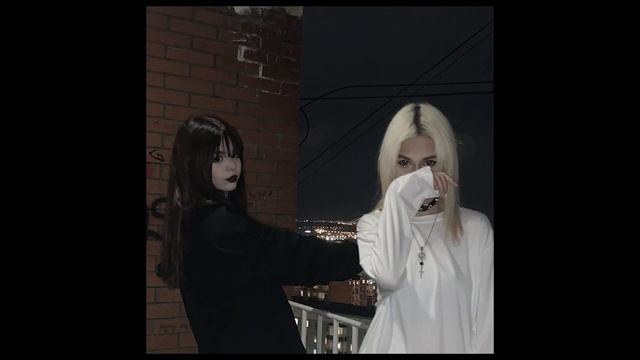 LIL KRYSTALLL feat. Платина - Три буквы (sped up) смотреть онлайн