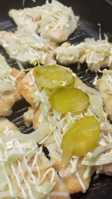 филе с солёными огурчиками #быстрыерецепты #куриноефи смотреть онлайн