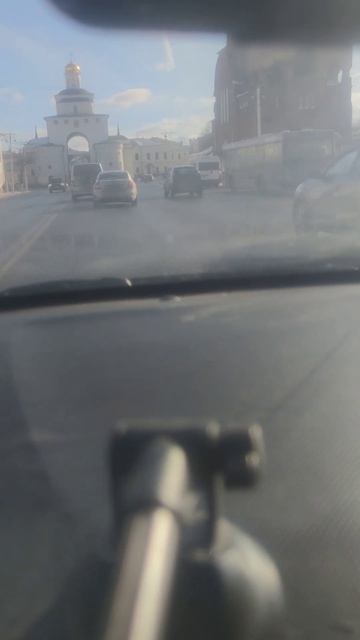 Владимир Золотые ворота отличная погода солнышко све? смотреть онлайн