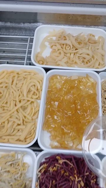 удивительно ! китайские продукты в магазине Камбодже смотреть онлайн
