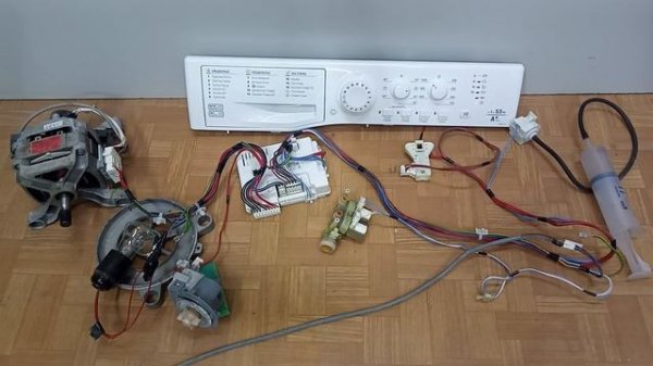 Hotpoint-Ariston VMSL 501 " Быстрая  стирка 60' " 11.03.25