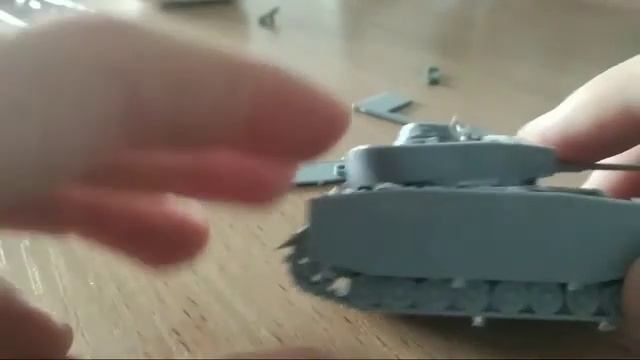 Сборка танка в масштабе 1_100