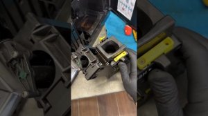 Как вставить заварное устройство Saeco/philips. После мойки