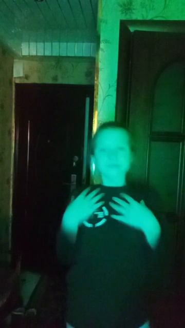 первое видео с кольцевой лампой смотреть онлайн