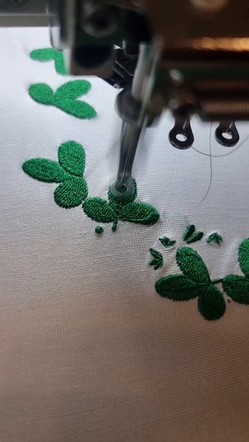 Пробная вышивка на шопере. #журавушка #текстиль #вышив? смотреть онлайн