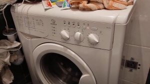 Стиральная машина INDESIT WIUL83 Отжим