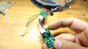 Redmond RK G214S не включается