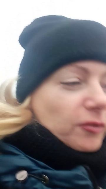 Погода "самая лучшая" и я иду на очередное занятие в шк? смотреть онлайн