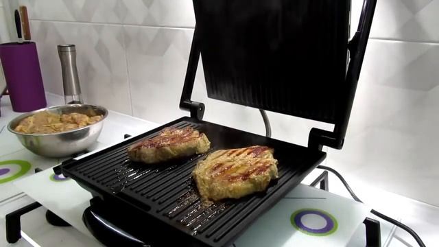 Гриль електронний Tefal Panini Grill GC241D38 смотреть онлайн