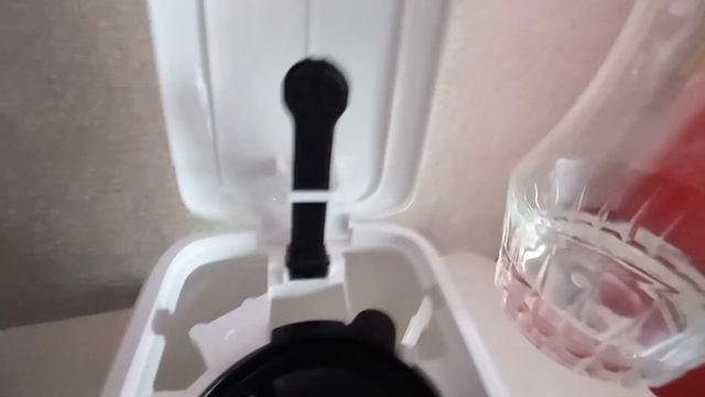 Капельная кофеварка REDMOND CM 712 смотреть онлайн