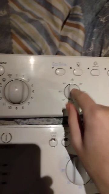 Обзор панелей стиральных машин INDESIT IWSB5093 и WIN102 смотреть онлайн
