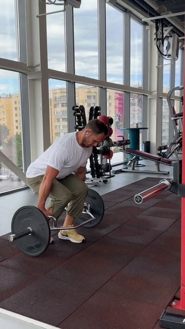 Тяга становая в трэп грифе на одной ноге #motivation #power #sport смотреть онлайн