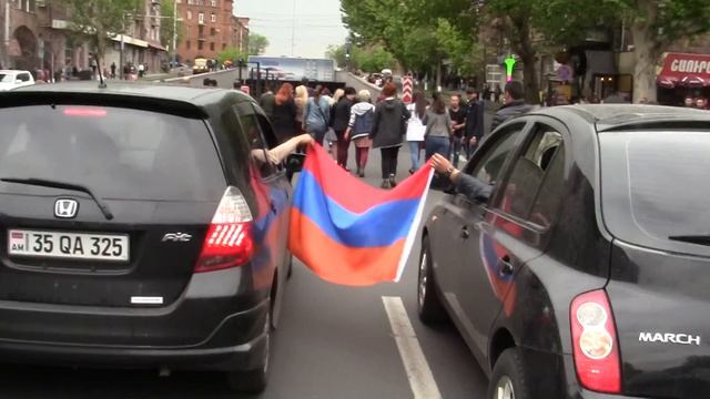 Акция гражданского неповиновения против премьерства смотреть онлайн