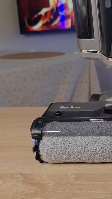 Обзор на Вертикальный Моющий Пылесос 2024 #shorts #моющий #в смотреть онлайн