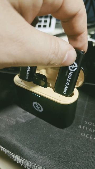 Hollyland lark c1 duo не включается один микрофон , что можно сд? смотреть онлайн