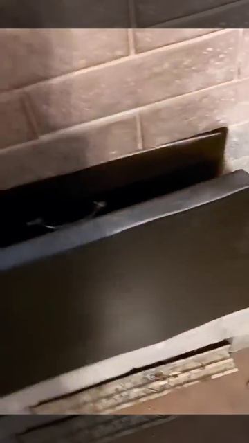 заслонка до каміну в дії смотреть онлайн