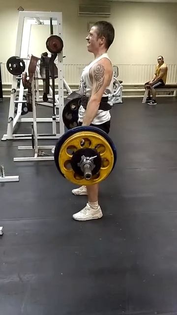 Становая тяга рабочий вес 135 кг.3 повторений. смотреть онлайн