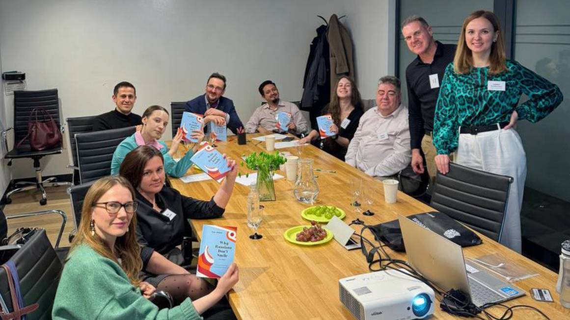 Leadership - practical training смотреть онлайн