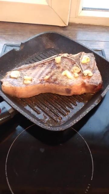 Говядина жареная на оливковом масле с розмарином и че? смотреть онлайн