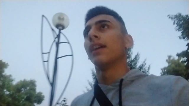 ЛЁГКИЙ СПОСОБ НАКАЧАТЬ СПИНУ СО СВОИМ ВЕСОМ (всего три смотреть онлайн