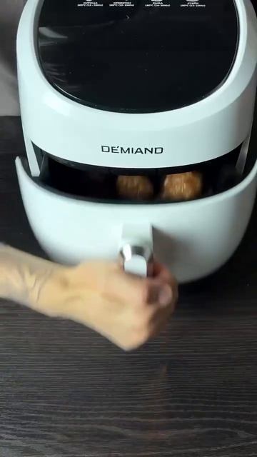 Сочные мясные шарики со сладким чили в аэрогриле Demiand ? смотреть онлайн