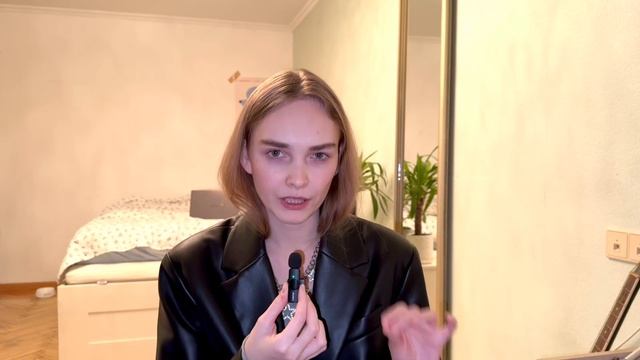 Обсуждаем Карину Каспарянц и ее мужа. Новогодний влог смотреть онлайн