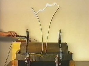 Физика. Опыты. Электричество и магнетизм. Трансформаторы. Повышающий трансформатор