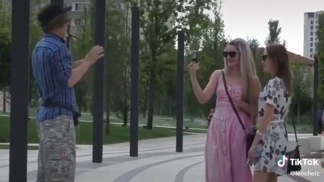 Антон Теляков, Юлька с днём рождения, пранк, юмор, прикол смотреть онлайн