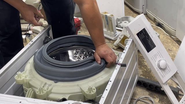 Замена подшипников на стиральной машине Leran смотреть онлайн