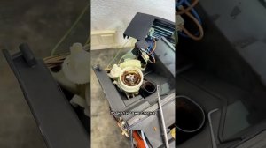 Кофемашина delonghi не мелет зерно. Треск в кофемолке. Как