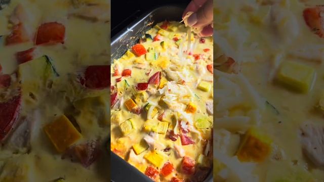 Запеканка 🎃🐔🍅🧀#кабачки #запеканка #сыр #помидоры #y смотреть онлайн