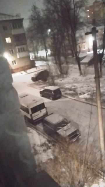 Метель. Снег #город #snow #garden #первыйснег #снег #погода #far смотреть онлайн
