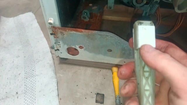 стиральная машинка Bosh Classixx 4 - протекает