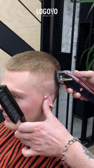 Не просто стрижка, а настоящий сеанс расслабления. смотреть онлайн