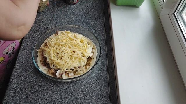 Открытый пирог с курицей. Вкусная выпечка на раз – два смотреть онлайн