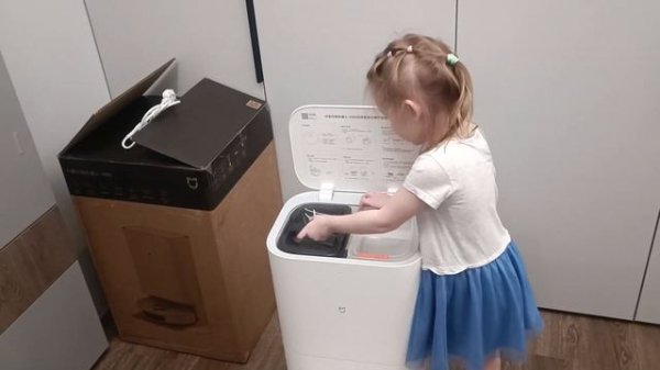 Обзор робота пылесоса (Review Xiaomi MIJIA robot vacuum M40 (omni))