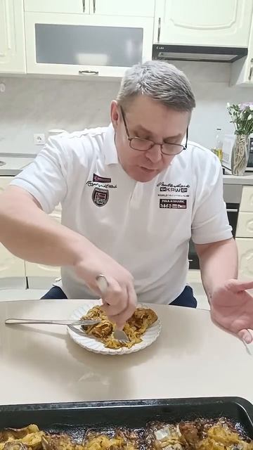 Ну Оооочень вкусные свиные рёбрышки на капустных лист смотреть онлайн