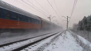 Электровоз ЧС7 с поездом № 981 Москва - Варшава