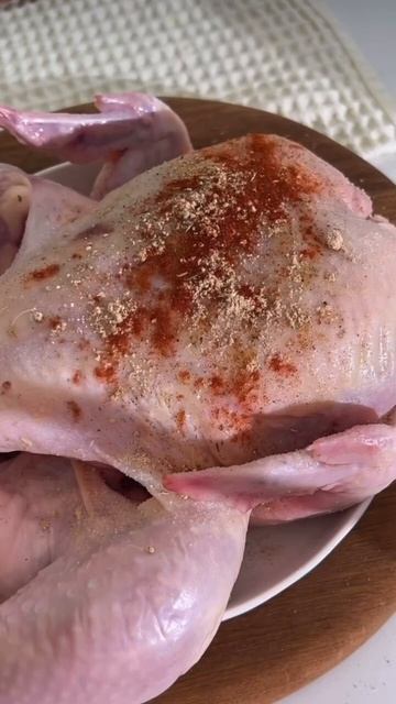 Курочка- гриль по старинному рецепту 😛😍 Сочно и вкус смотреть онлайн